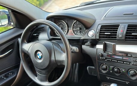 BMW 1 серия, 2011 год, 999 999 рублей, 10 фотография