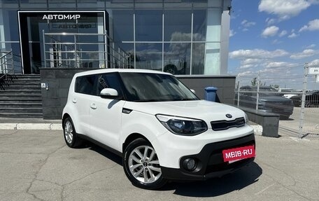KIA Soul II рестайлинг, 2017 год, 1 800 000 рублей, 3 фотография