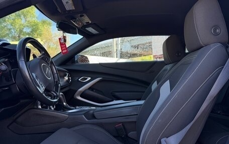 Chevrolet Camaro VI, 2020 год, 2 990 000 рублей, 9 фотография