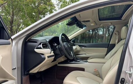 Toyota Camry, 2021 год, 1 850 900 рублей, 8 фотография