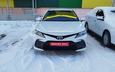 Toyota Camry, 2023 год, 3 585 000 рублей, 1 фотография