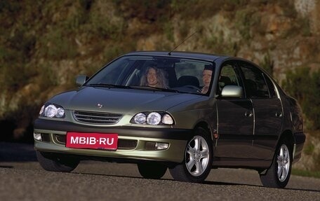 Toyota Avensis III рестайлинг, 2000 год, 420 000 рублей, 1 фотография