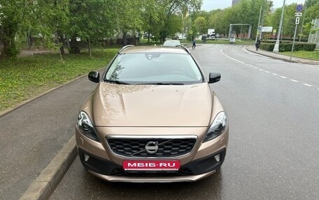 Volvo V40 II рестайлинг, 2014 год, 1 500 000 рублей, 1 фотография