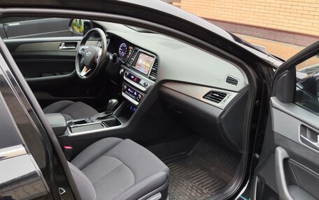 Hyundai Sonata VII, 2018 год, 2 000 000 рублей, 5 фотография