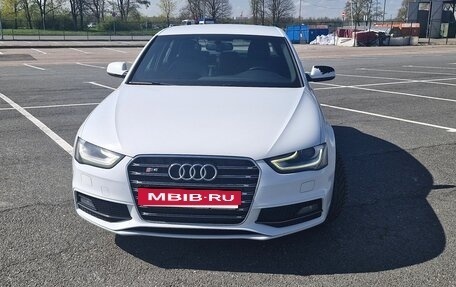 Audi A4, 2012 год, 1 410 000 рублей, 2 фотография