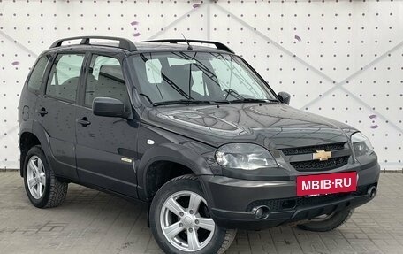 Chevrolet Niva I рестайлинг, 2016 год, 690 000 рублей, 2 фотография