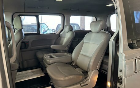Hyundai Grand Starex Grand Starex I рестайлинг 2, 2011 год, 1 649 000 рублей, 4 фотография