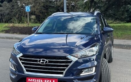 Hyundai Tucson III, 2019 год, 2 399 000 рублей, 2 фотография