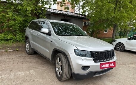 Jeep Grand Cherokee, 2012 год, 2 150 000 рублей, 2 фотография