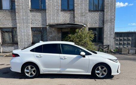 Toyota Corolla, 2019 год, 1 820 000 рублей, 2 фотография