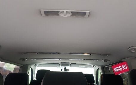 Volkswagen Caravelle T6 рестайлинг, 2017 год, 3 000 000 рублей, 9 фотография