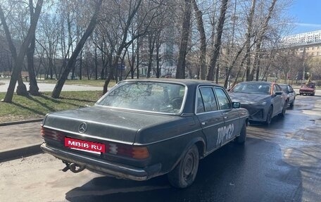 Mercedes-Benz W123, 1986 год, 99 999 рублей, 2 фотография