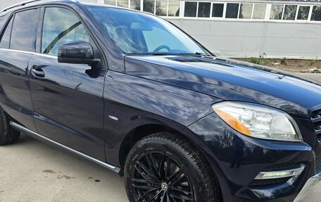 Mercedes-Benz M-Класс, 2011 год, 2 590 000 рублей, 3 фотография
