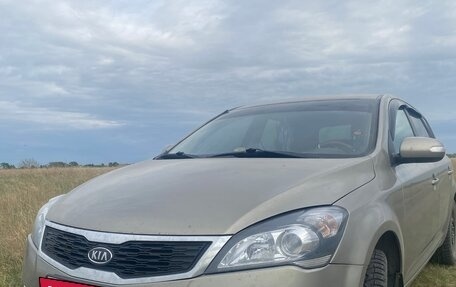 KIA cee'd I рестайлинг, 2010 год, 580 000 рублей, 10 фотография