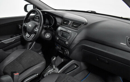 KIA Rio III рестайлинг, 2013 год, 835 000 рублей, 13 фотография