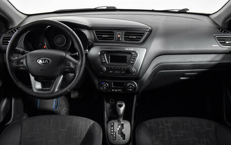 KIA Rio III рестайлинг, 2013 год, 835 000 рублей, 16 фотография