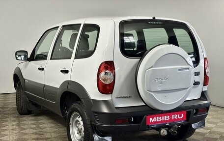 Chevrolet Niva I рестайлинг, 2017 год, 815 000 рублей, 3 фотография