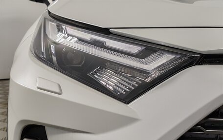 Toyota RAV4, 2025 год, 6 890 000 рублей, 17 фотография