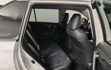 Toyota RAV4, 2025 год, 6 890 000 рублей, 19 фотография