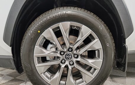Toyota RAV4, 2025 год, 6 890 000 рублей, 18 фотография