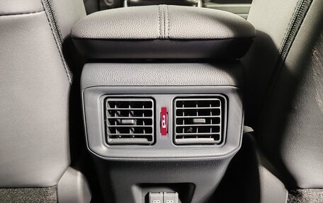 Toyota RAV4, 2025 год, 6 890 000 рублей, 24 фотография