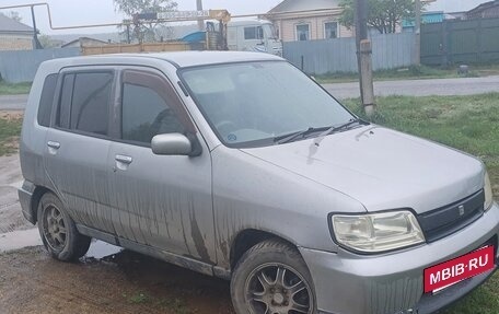 Nissan Cube II, 2001 год, 250 000 рублей, 2 фотография