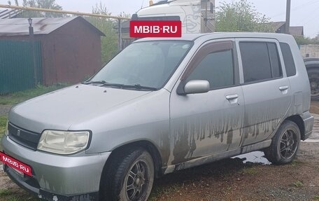 Nissan Cube II, 2001 год, 250 000 рублей, 3 фотография
