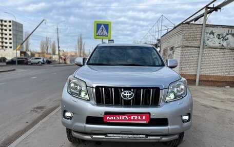 Toyota Land Cruiser Prado 150 рестайлинг 2, 2010 год, 2 500 000 рублей, 7 фотография