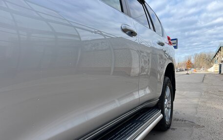 Toyota Land Cruiser Prado 150 рестайлинг 2, 2010 год, 2 500 000 рублей, 16 фотография