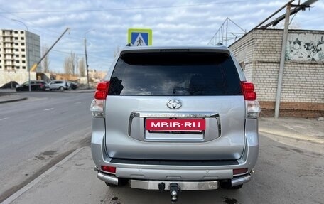 Toyota Land Cruiser Prado 150 рестайлинг 2, 2010 год, 2 500 000 рублей, 8 фотография