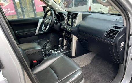 Toyota Land Cruiser Prado 150 рестайлинг 2, 2010 год, 2 500 000 рублей, 27 фотография
