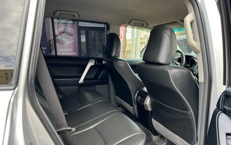 Toyota Land Cruiser Prado 150 рестайлинг 2, 2010 год, 2 500 000 рублей, 28 фотография
