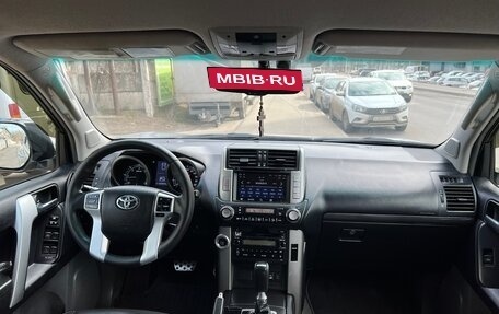 Toyota Land Cruiser Prado 150 рестайлинг 2, 2010 год, 2 500 000 рублей, 33 фотография