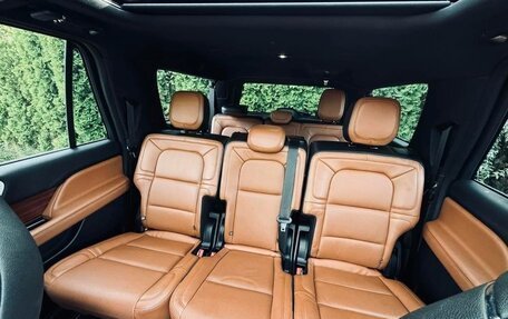 Lincoln Navigator, 2021 год, 9 000 000 рублей, 7 фотография