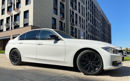 BMW 3 серия, 2014 год, 2 200 000 рублей, 11 фотография