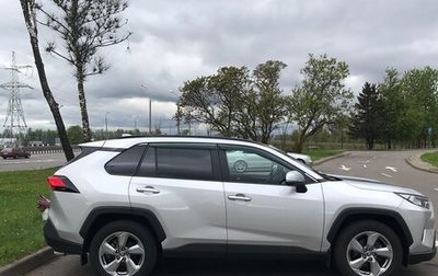 Toyota RAV4, 2020 год, 3 100 000 рублей, 1 фотография