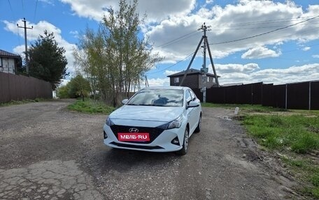 Hyundai Solaris II рестайлинг, 2020 год, 850 000 рублей, 1 фотография