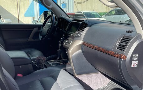 Toyota Land Cruiser 200, 2008 год, 3 000 000 рублей, 6 фотография
