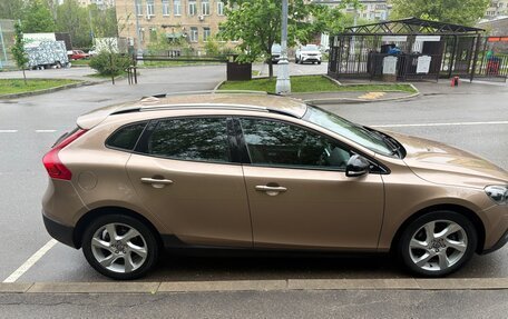 Volvo V40 II рестайлинг, 2014 год, 1 500 000 рублей, 3 фотография