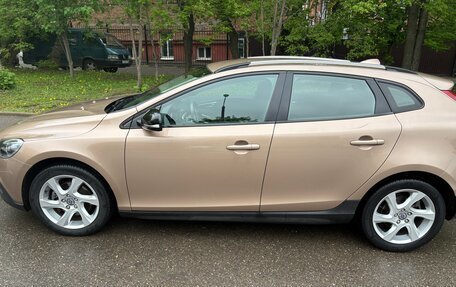 Volvo V40 II рестайлинг, 2014 год, 1 500 000 рублей, 4 фотография