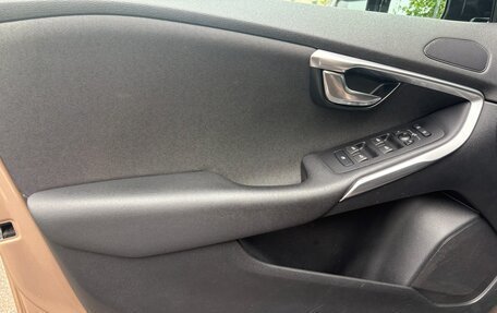 Volvo V40 II рестайлинг, 2014 год, 1 500 000 рублей, 14 фотография