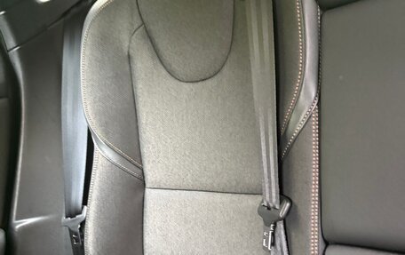 Volvo V40 II рестайлинг, 2014 год, 1 500 000 рублей, 29 фотография