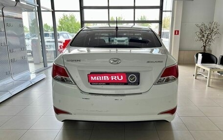 Hyundai Solaris II рестайлинг, 2015 год, 799 000 рублей, 3 фотография