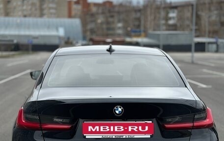 BMW 3 серия, 2019 год, 4 000 000 рублей, 5 фотография