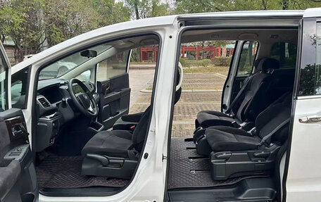 Honda Odyssey IV, 2021 год, 2 420 000 рублей, 11 фотография