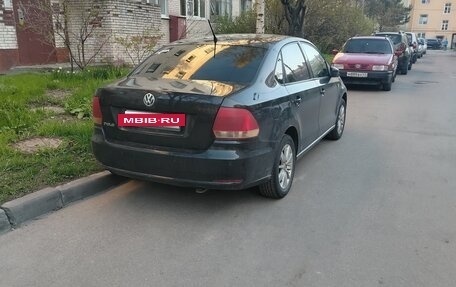 Volkswagen Polo VI (EU Market), 2015 год, 830 000 рублей, 2 фотография