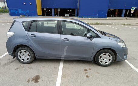 Toyota Verso I, 2013 год, 1 650 000 рублей, 5 фотография