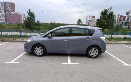 Toyota Verso I, 2013 год, 1 650 000 рублей, 8 фотография