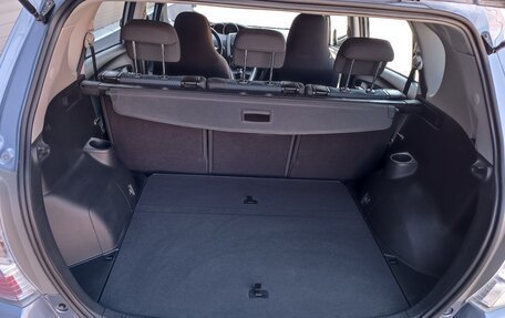 Toyota Verso I, 2013 год, 1 650 000 рублей, 15 фотография
