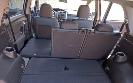 Toyota Verso I, 2013 год, 1 650 000 рублей, 18 фотография